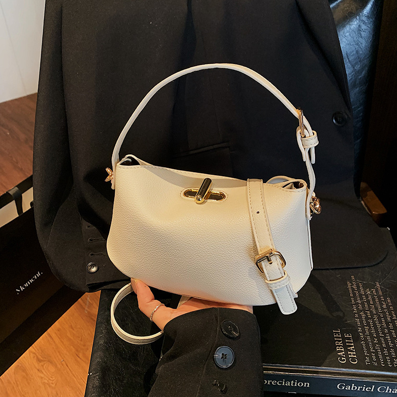 2025 Autumn New Fashion Handbag New Korean bag Style Women s Shoulder Bag Niche Fashion Women s Crossbody Bag Autumn New women s Designer Bag