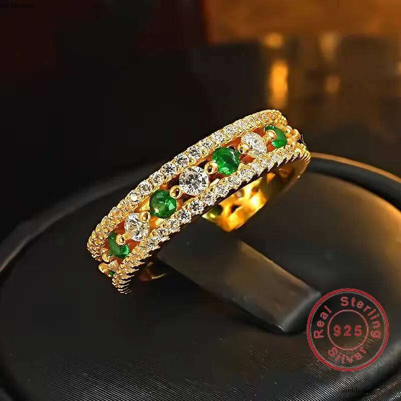 2025 Ins Top Sell Popular Wedding Rings Jewelry Real 100% Sterling Sier Emerald Lab White Moissanite Dia Party Eternity Women Engagement Band Ring