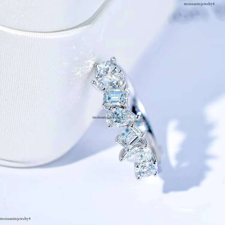 Discount Price Custom Gold With 2 Shape Dia Ring Women for Gift Elegant Moissanite Jewelry