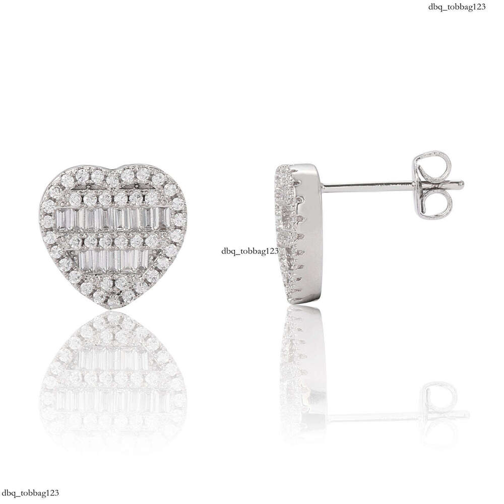 Hip Hop Heart Stud Iced Out VVS Needle Micro Paved T Cubic Zirconia High-end Unisex Couple Earrings