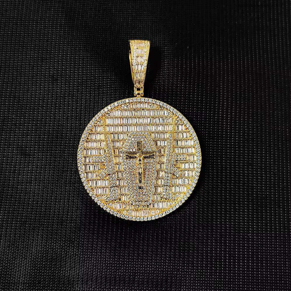 New Custom Jewelry Hip Hop Circular Cross Jesus Gold Plated Brass Micro Inset Zircon Iced Out Dia Pendant