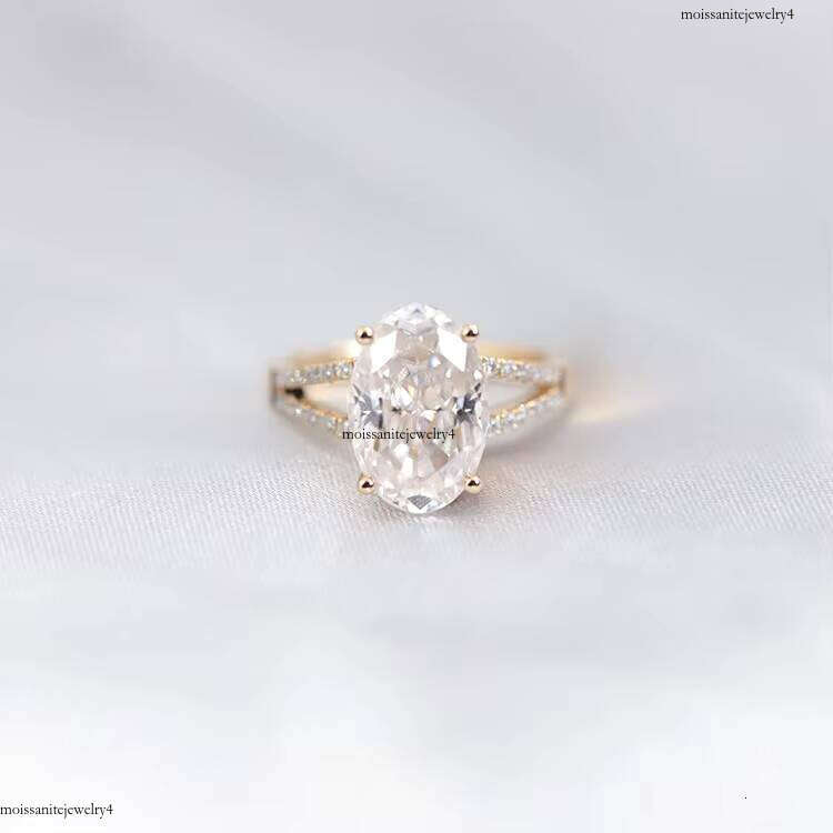 Custom Yellow Gold With D Color Oval Moissanite Dia Fine Jewelry Women Gift Engagement Ring