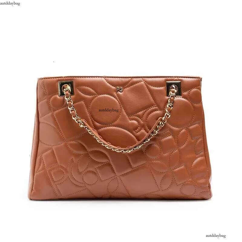 PG Delicate Women's Light Brand Design 2024 New Fashion All Boutique Handbags Niche Leisure Daily Crossbody Bag