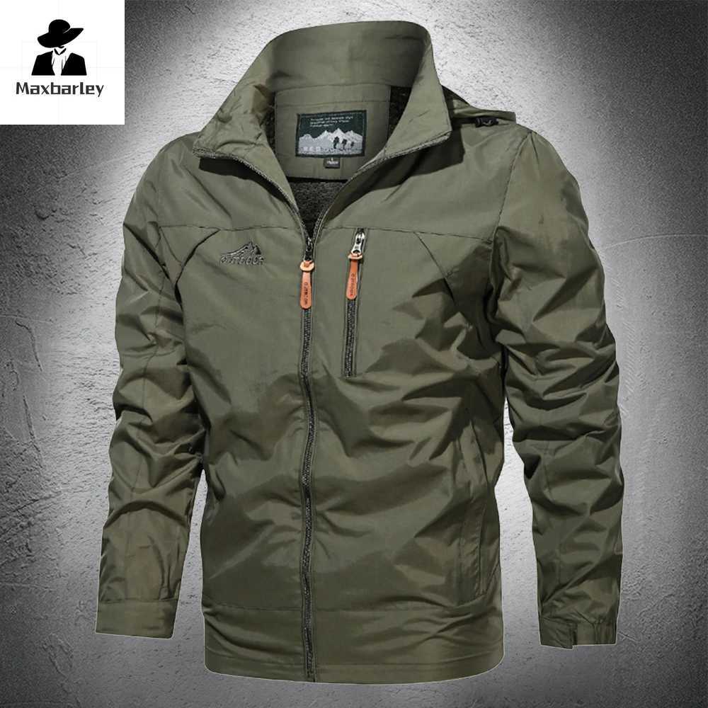 Autumn Men Outdoor Windproof Jackets Hooded Windbreaker Coat Camping Fishing Tactical Military Mens Breathable Casual Jacket 5XL W250809