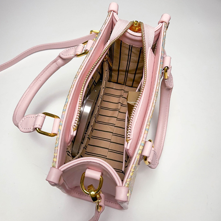 Free shipping designer Free Shipping Designer Luxury New Chinese Women Handbag Ethnic Style Song Brocade Pattern Pink Shoulder Bag Fashion Diana Bag