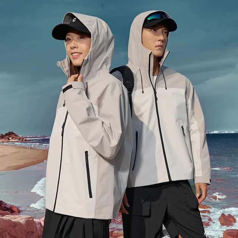 Mens Hard Shell Jacket Waterproof Windproof Raincoat Anti-Storm Outdoor Hiking Coat Single Layer Windbreaker Autumn Sports W250809