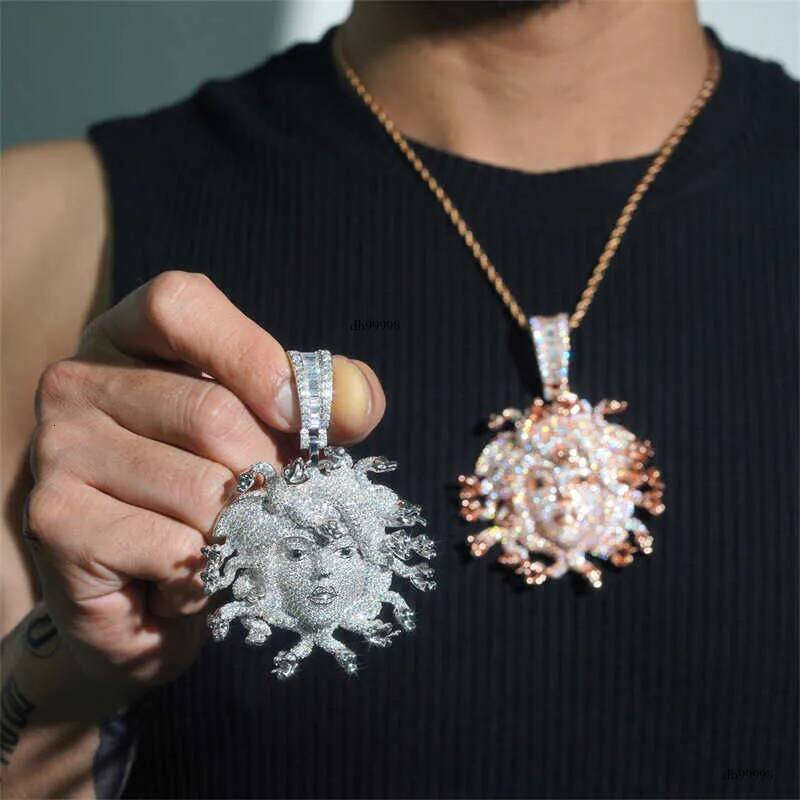 Dia hair new Dulisa sier inlaid moissanite pendant hip-hop accessory can be worn with 10mm necklace