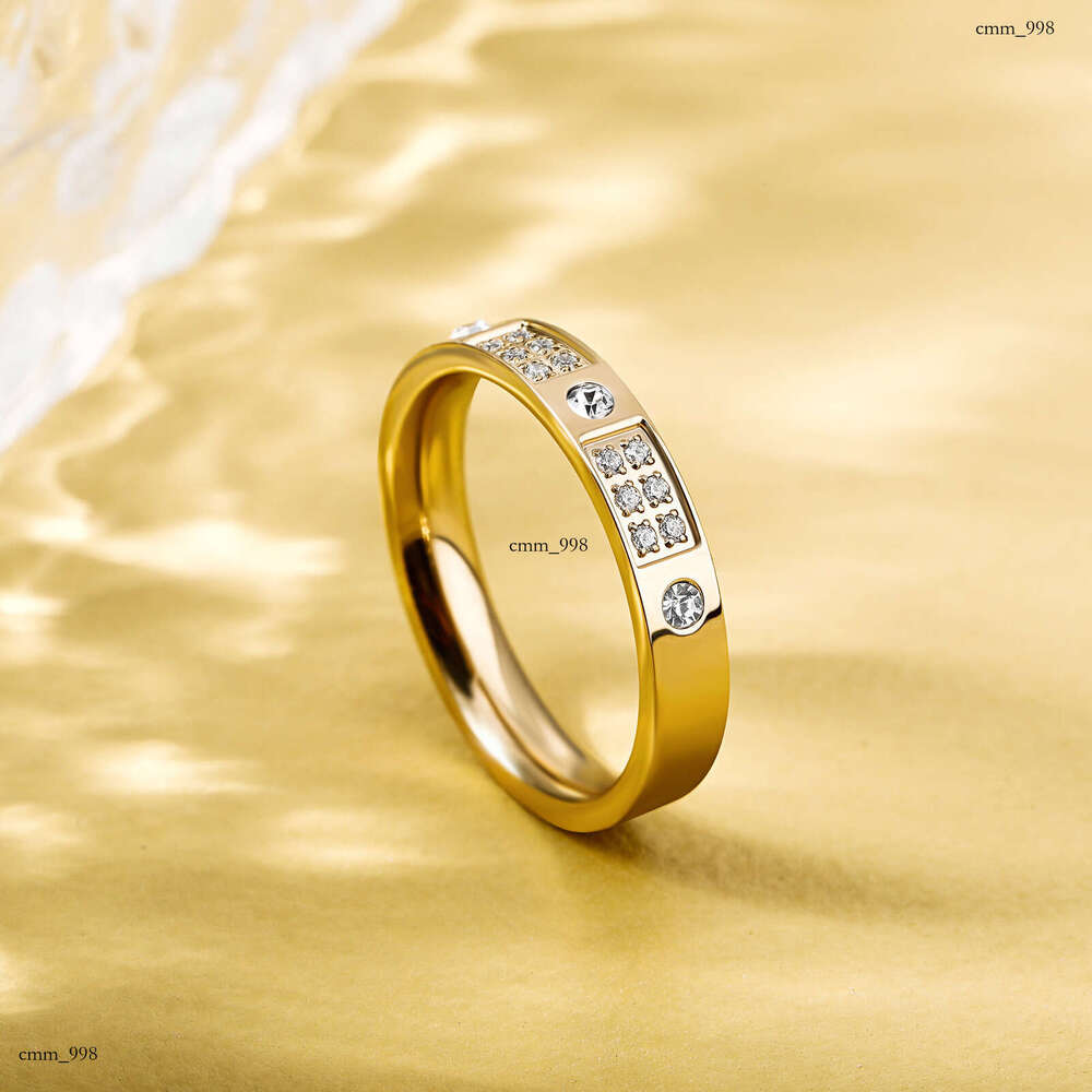 Minimalist Style Non-Fading Titanium Steel Inlaid Diamond Ring for Women INS Trendy Couple Rings
