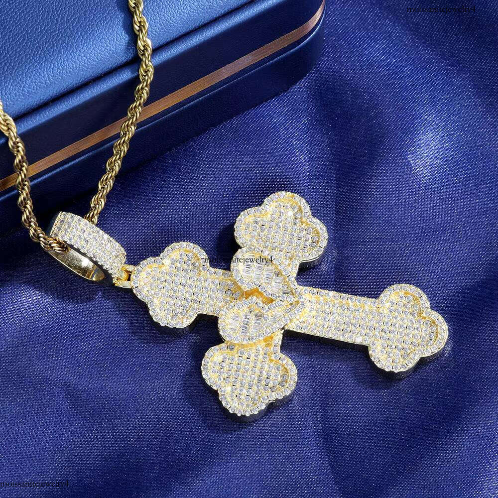 NUOYA Fine Sier Heart Cross Can Pass Dia Test VVS Moissanite Pendant Hip Hop Jewelry for Men Women