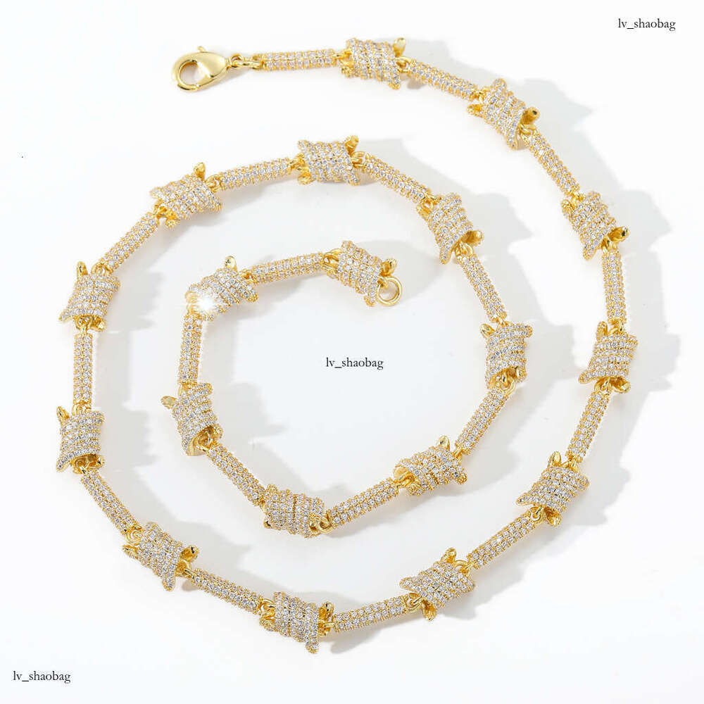 INS Wire Personality Cuban Chain Full Moissanite chain Jewelry Necklace for Men and Women Hip Hop Accessories