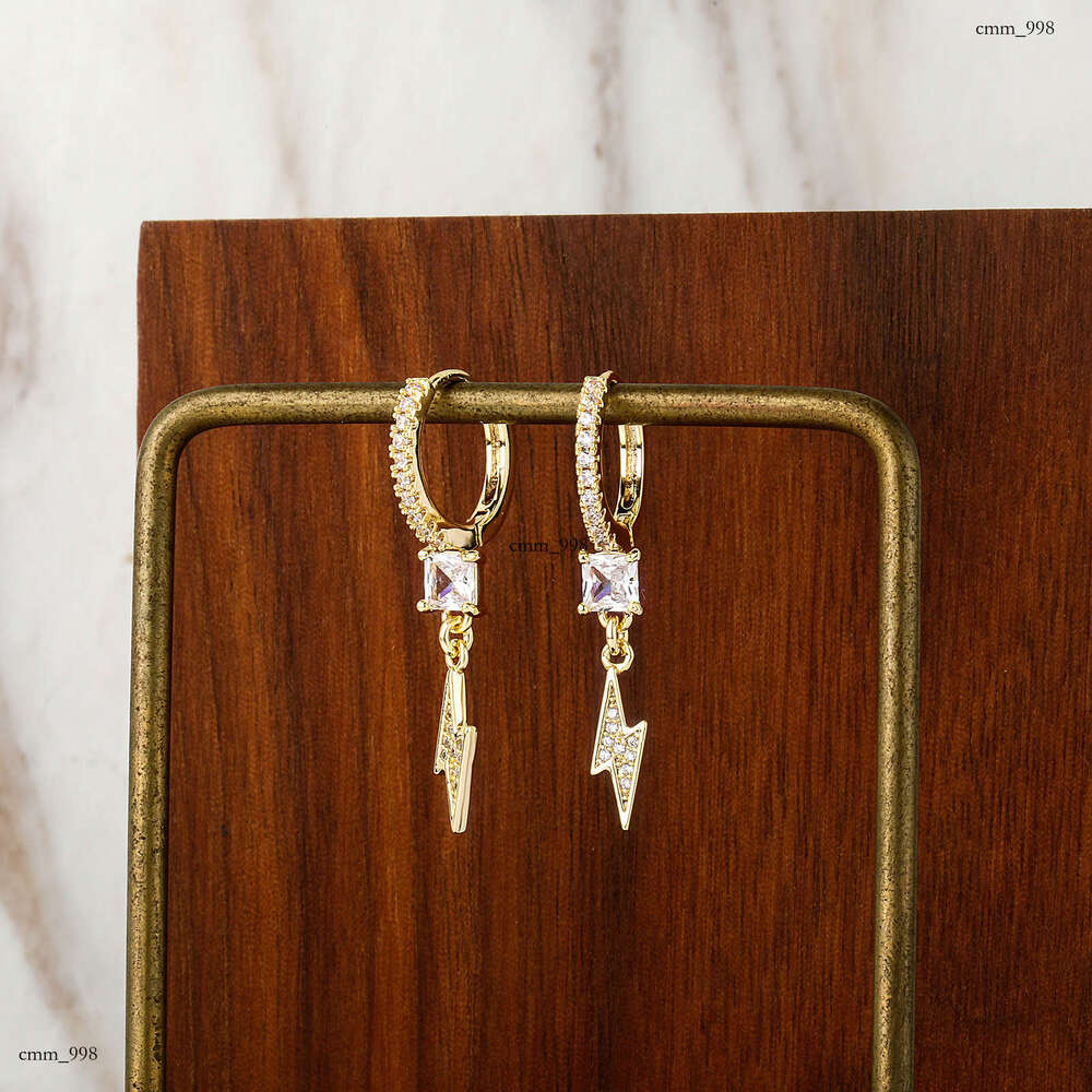 Vintage High-End Lighing Creative Fashion Versatile Drop Earrings New Style