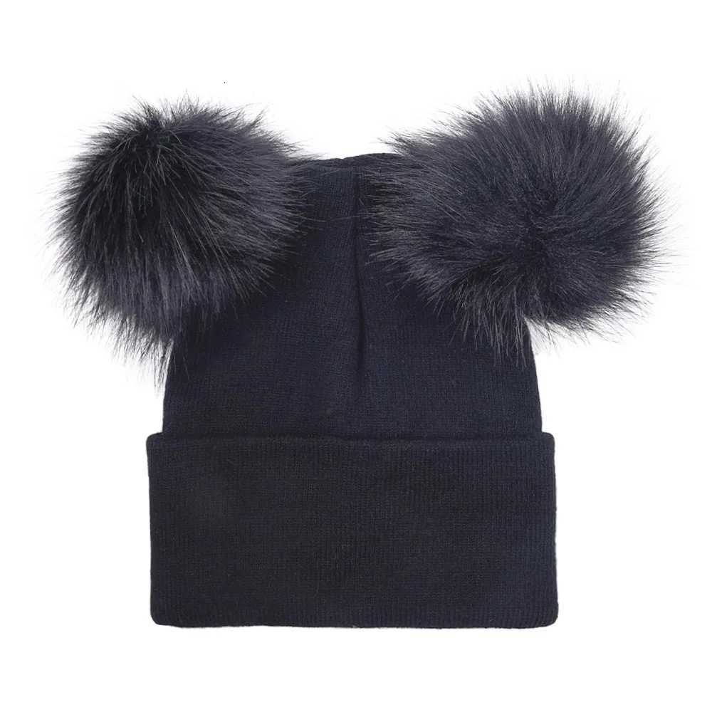 Winter Knit Beanie Hat Double Pom Warm C for Girls C Ski Hat Women Pom Hat Cs Female Cotton Skullies XJ250809