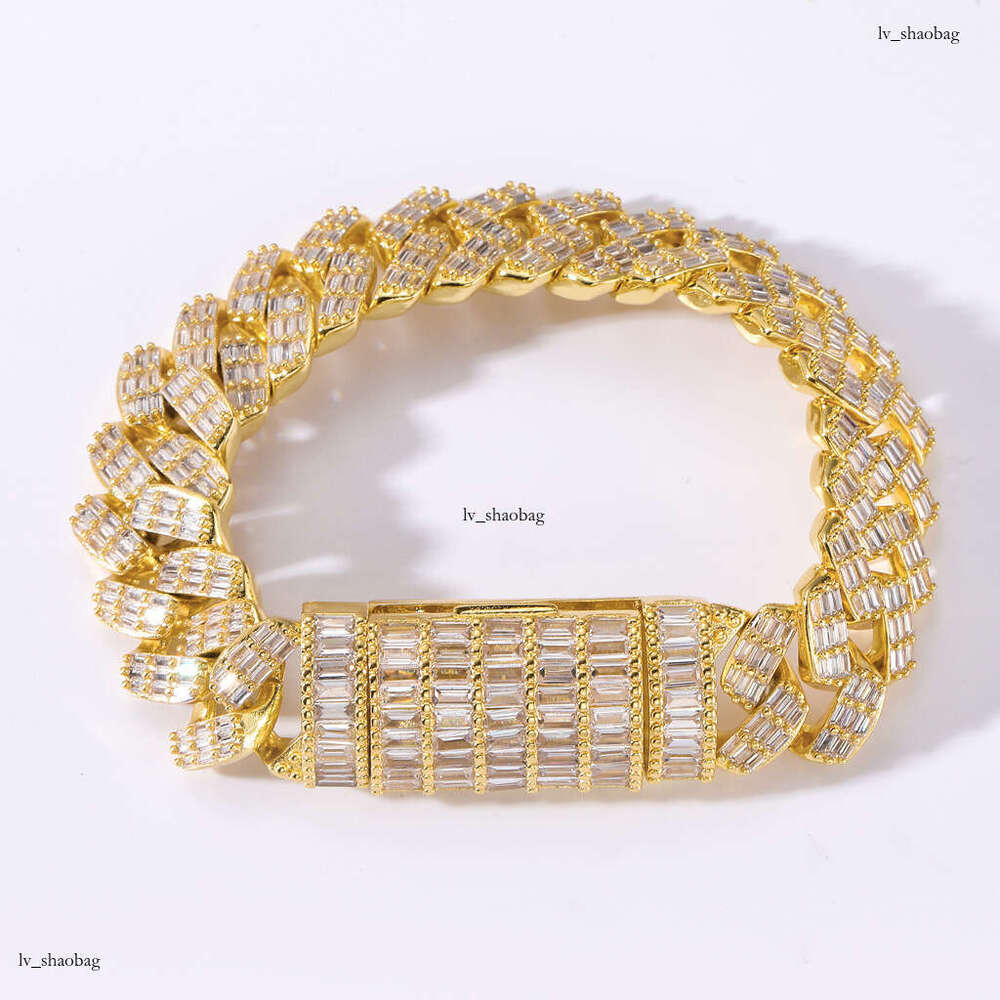 Domineering 17mm Wide Square Moissanite chain Dia Cuban Chain Flip Clasp Men's Necklace Personality Hip-Hop Jewelry