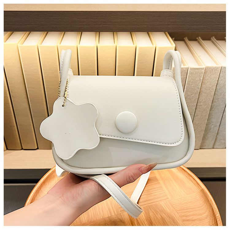 2025 Autumn New Texture Color Block Women s Shoulder Bag New Trend Niche Design Small Square Bag New Women s Crossbody Bag Autumn New Designer Bag Ver