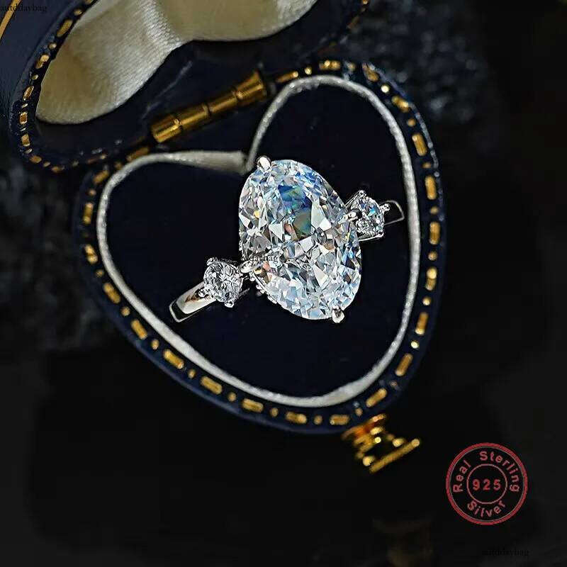 Choucong Brand Unique Stunning Jewelry Pure 100% Sterling Sier Oval Ice Cut Large White Moissanite Dia Eternity Women Wedding Band Ring Gift