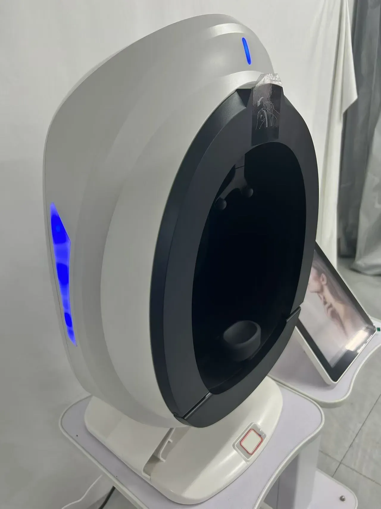 Aisia Q1 3D AI Facial Skin Analyzer High Quality Detector 3D Deep Facial Analysis Digital Skin Testing Analyzer Machine
