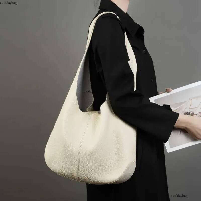 2025 New Design Bucket Large Capacity Top Layer Tote Bag, High-End Feeling, Underarm Single Shoulder Leather Bag