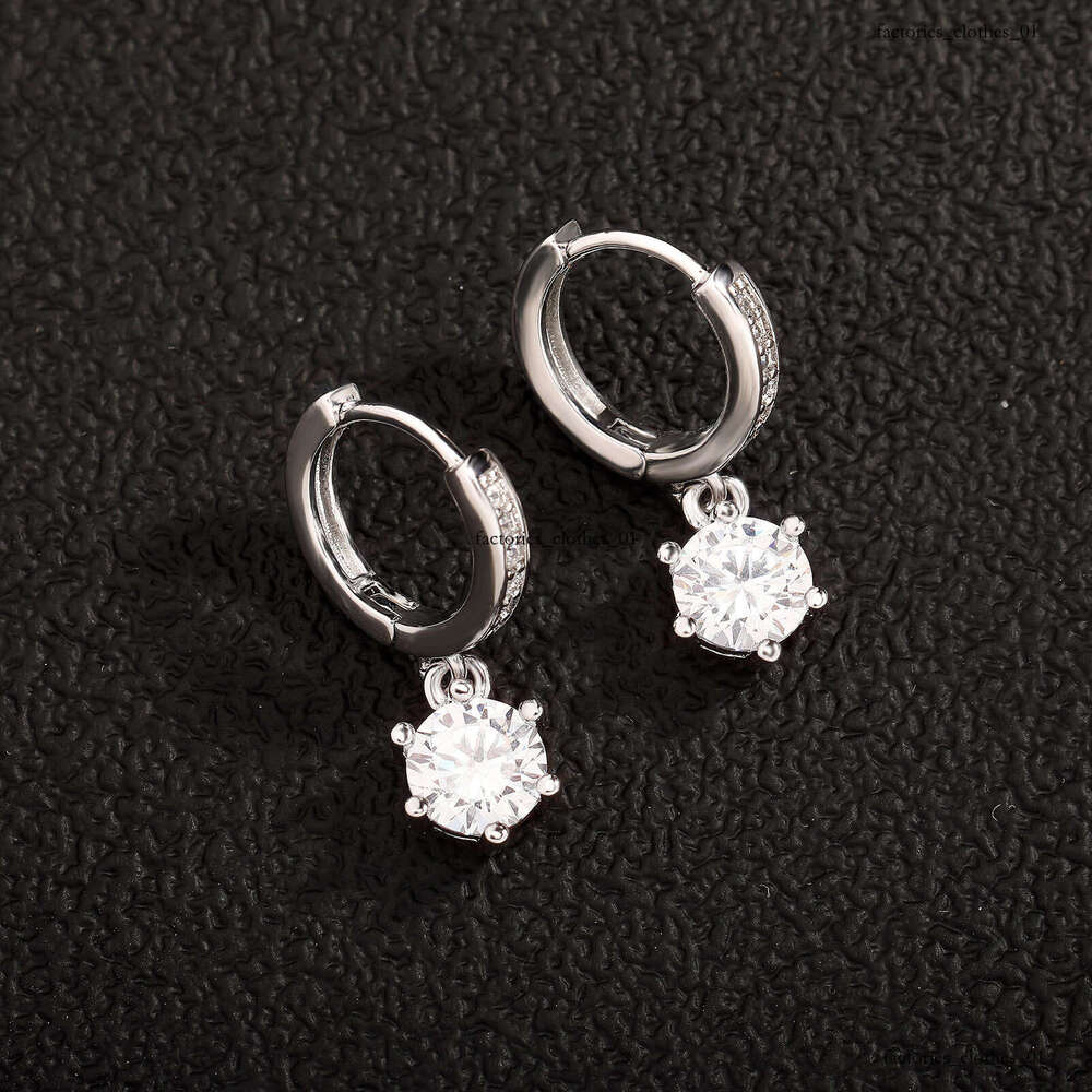 Minimalist Heart Zircon for Women, Unique Sterling Silver Micro-inlaid Zircon, Gold-plated Round Dia Earrings