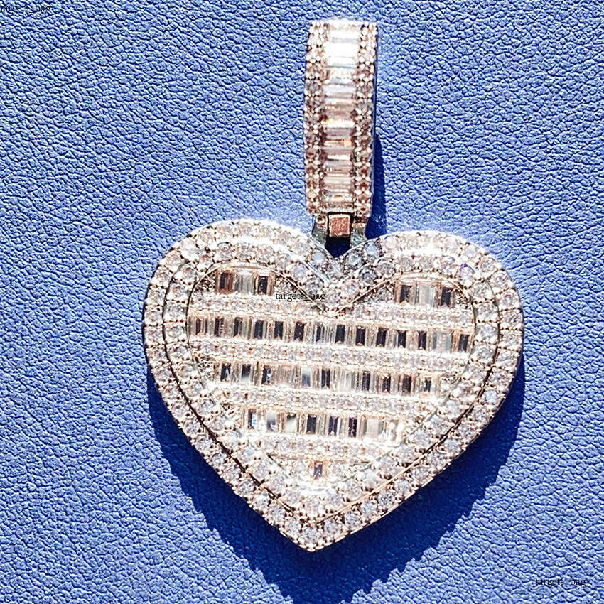 Iced Out VVS Inlaid D Color Moissanite Personalized Hip-Hop Accessories Versatile Necklace Pendant 111