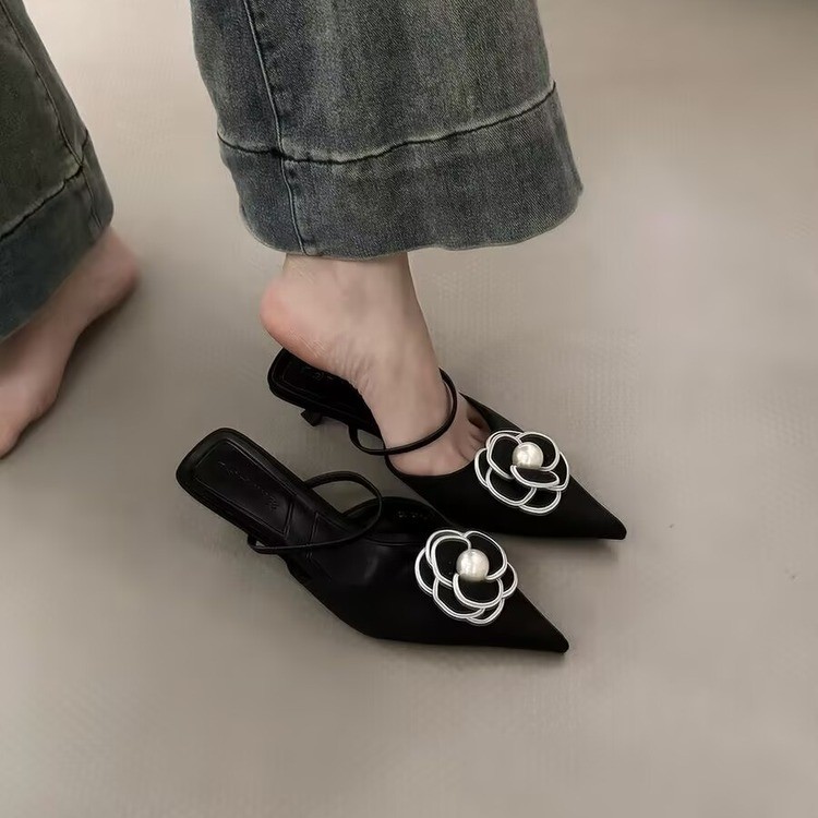 Free shipping design: Spring new Korean style French Chanel style, niche commuter single shoes for women with floral pointed tips