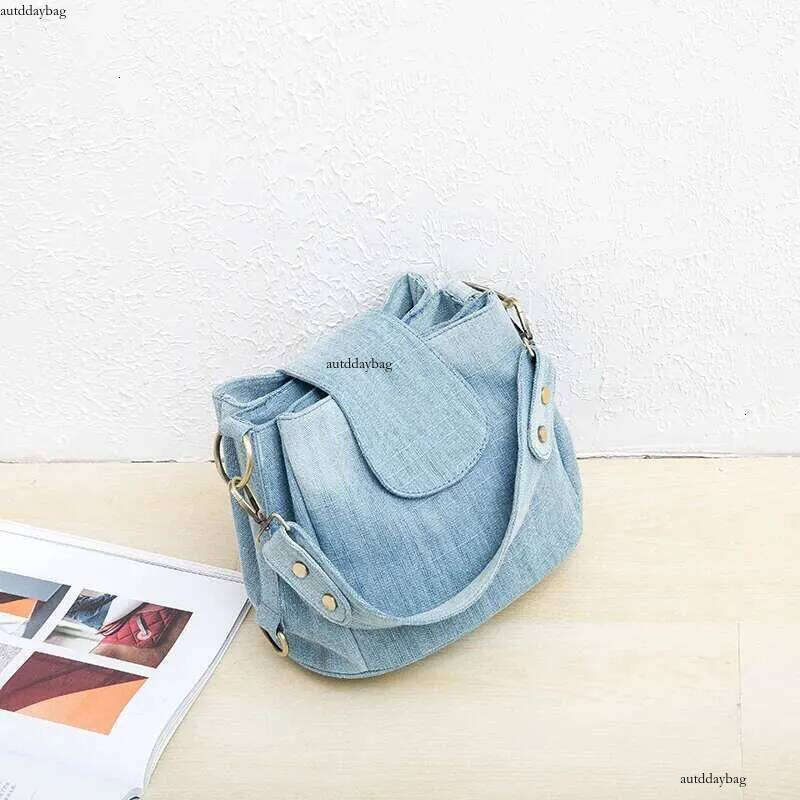 Casual Denim Bucket For Women Shoulder Crossbody Bag Multiple Pockets Ladies Handbag Design Female Big Totes Blue