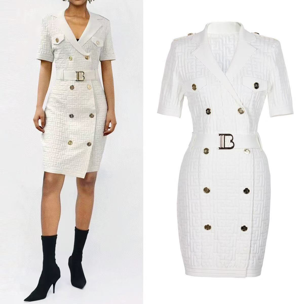 Designer 2025 New Women's High Quality Plaid Double-Breasted Gold Buckle Belt High-Waisted Slim Fit Commuter Hip Wrap Short Sleeve Knitted Dress