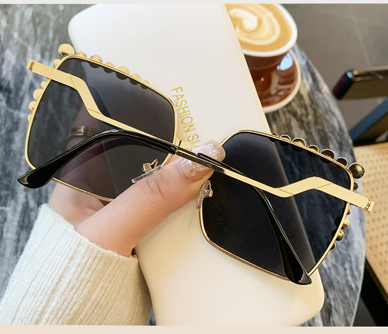 Designer Sunglasses For Women Oversized Sunglasses Fashion Pearl Sunglasses Luxury Polarized Goggle Pilot PC Frame Square UV400 Eyewear Pr60610