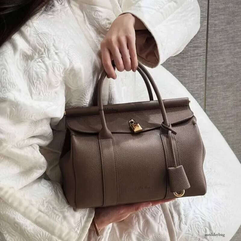Designer Shoulder Bag New Style Leather Casual Crossbody Handbags For Women Exquisite Messenger Versatile Underarm Y2k