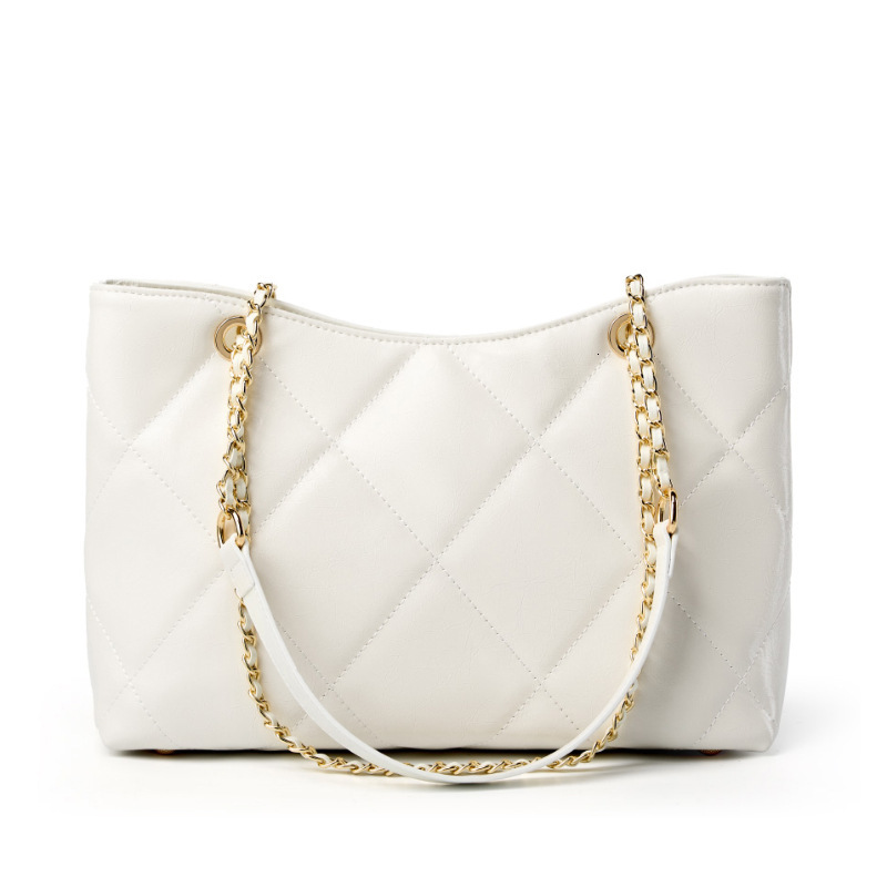 Spring Summer Genuine Leather Quilted Bag New Trendy Fashion Large Capacity Women Chain Versatile Internet Celebrity Shoulder Crossbody