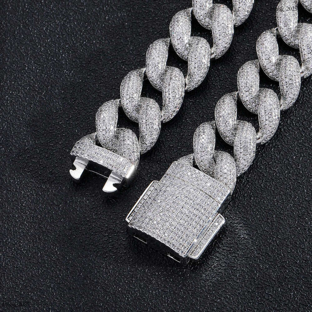 New Hip-Hop 18mm Encrypted Bubble Cuban Chain Spring Clasp Full Zircon Dominant Bracelet