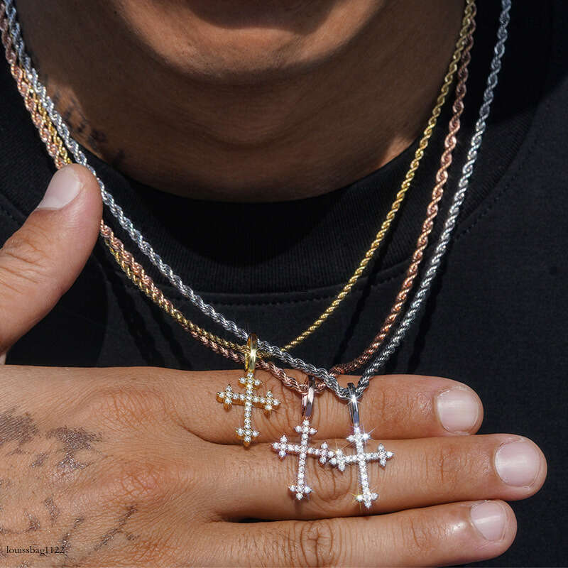 Personalized Iced Out VVS Cross Full Inlaid with D Color Moissanite Necklace Pendant