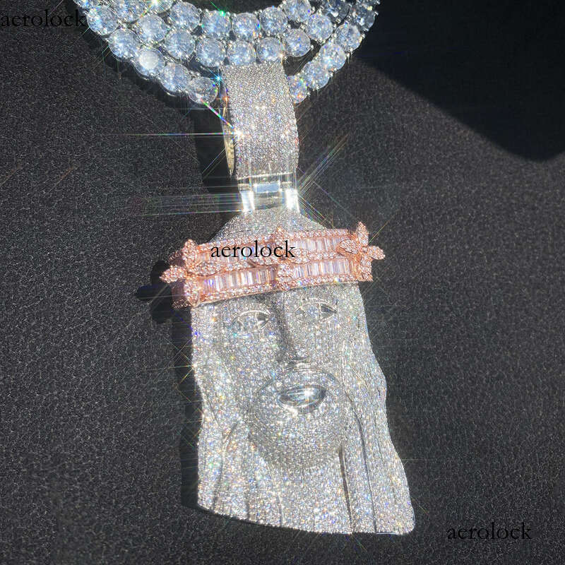 Personalized Jesus Four-Leaf Clover Design Hip-Hop Men's Street Fashion Moissanite chain Pendant Necklace