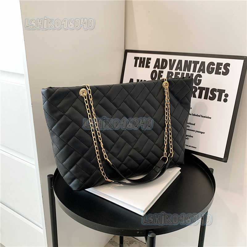 Womens Bag Light Niche Large Capacity Lingge Chain Tote Bag Womens Shoulder Bag H250808
