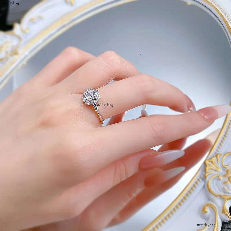 Ins Top Sell Gorgeous Sparkling Wedding Rings Jewelry Genuine 100% Sterling Sier Round White Lab Moissanite Dia Party Eternity Women Bride Ring Gift