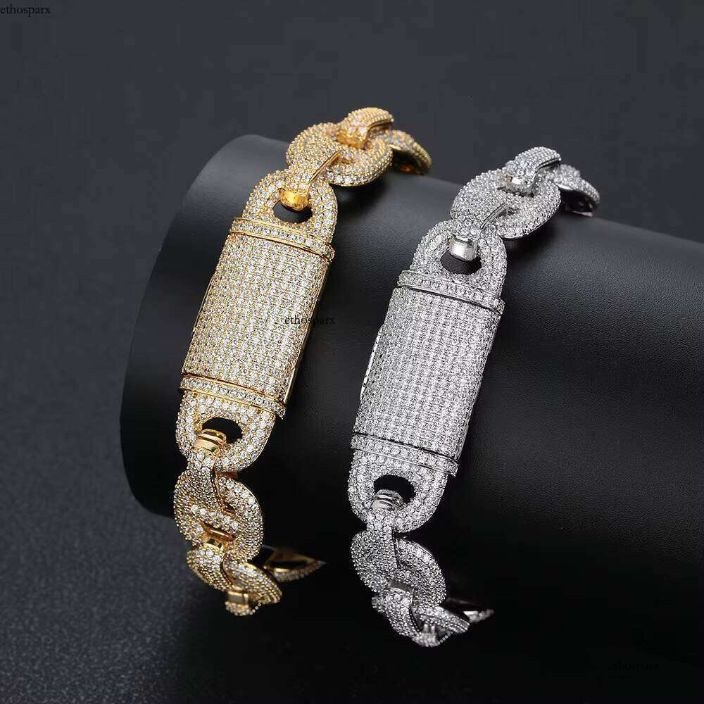 Fine Iced Out Shiny Zircon Number 8 Cuban Link Bracelet Sier Plated Brass Hip Hop Jewelry for Men and Women