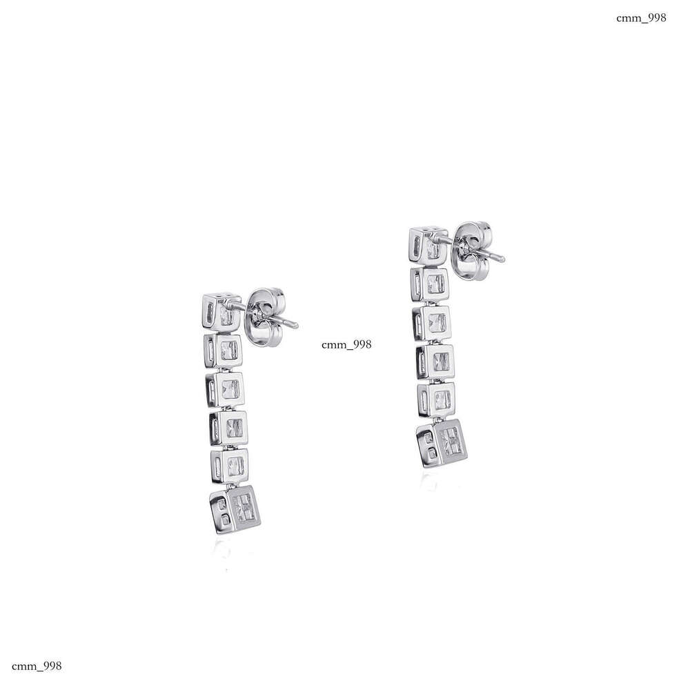 High-End Design Square Dia Tassel Earrings Iced Out VVS Needle Personality Studs Autumn Winter Versatile Niche Ear Jewelry