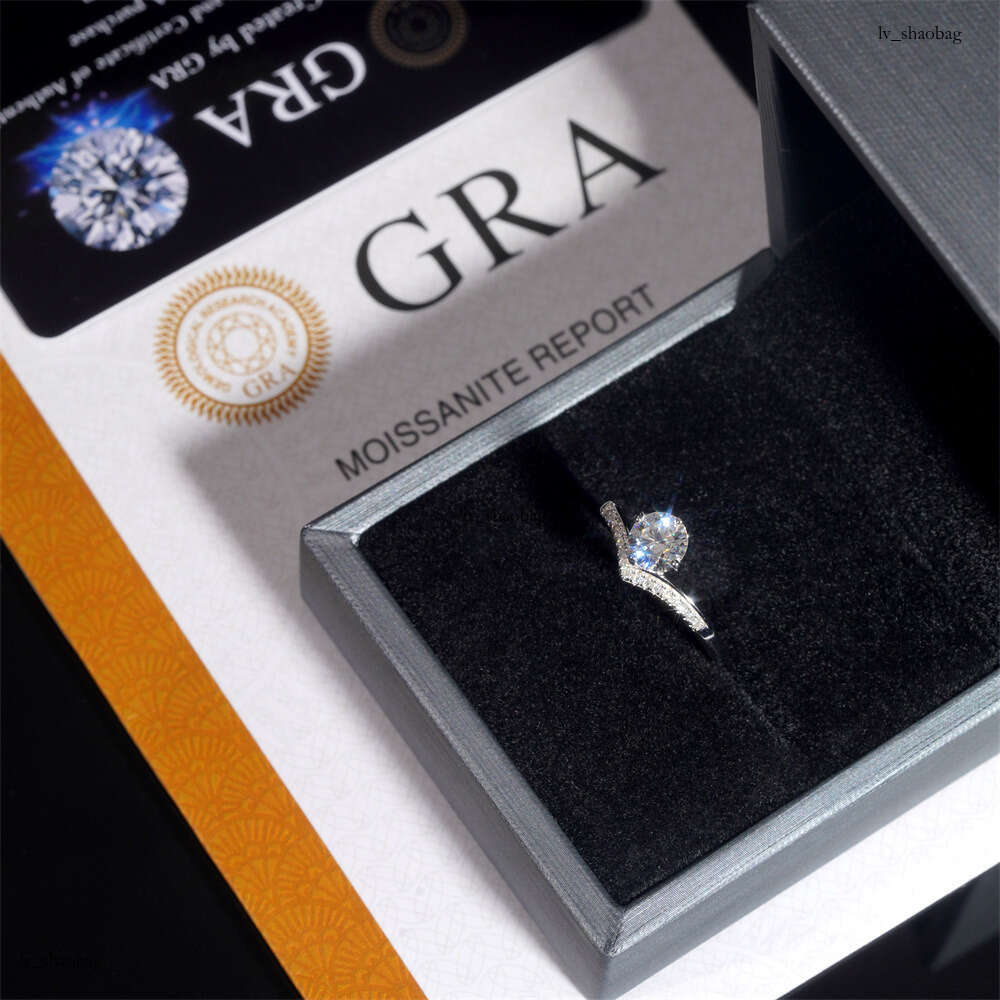 Personalized Silver Inlaid D Color 1 ct Moissanite Women's Ring Wedding Jewelry