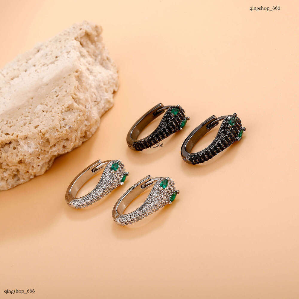Green Dia Earrings Personality Trendy Men's Hip-Hop Street Style Snake Studs