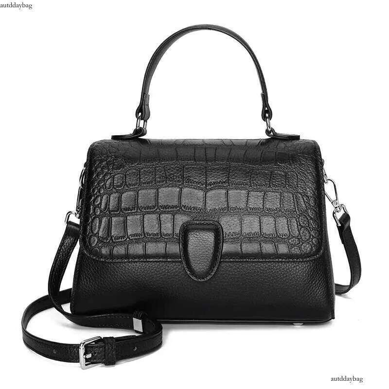 Aidrani New Crocodile Pattern Women's Handbag, Made Of Cowhide Material, Black, Can Be Worn On One Shoulder Or Crossbody