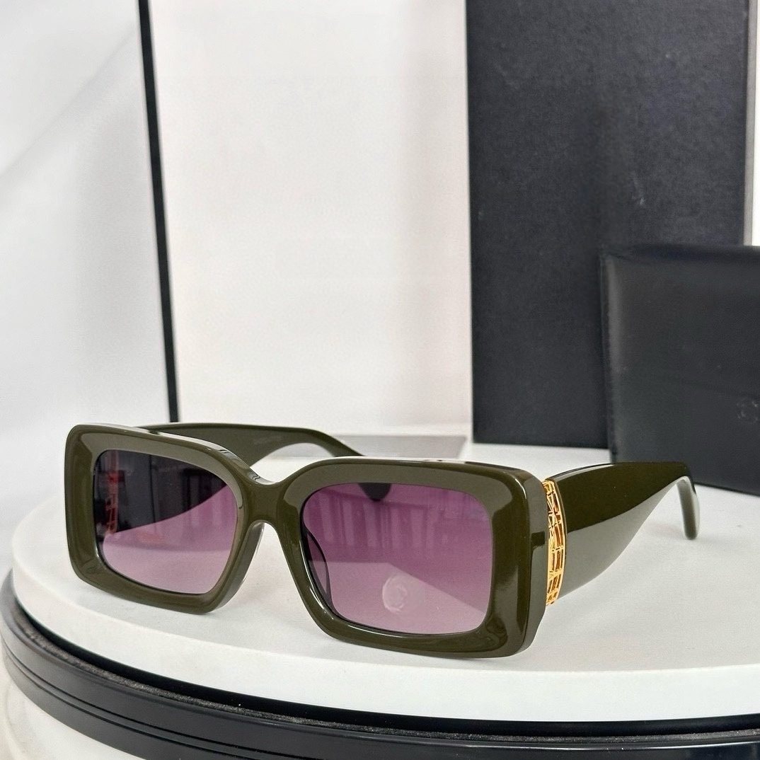 2025 New Designer CH5534 Women Sunglasses Summer Leisure Travel Style Anti-Ultraviolet Goggles Full Frame Random Box