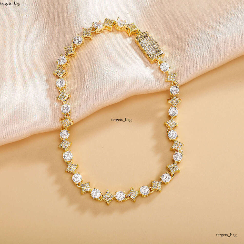 New Bracelet Four-Leaf Flower Moissanite chain Tennis Necklace for Women Exquisite High-End Sense Jewelry Clavicle Chain