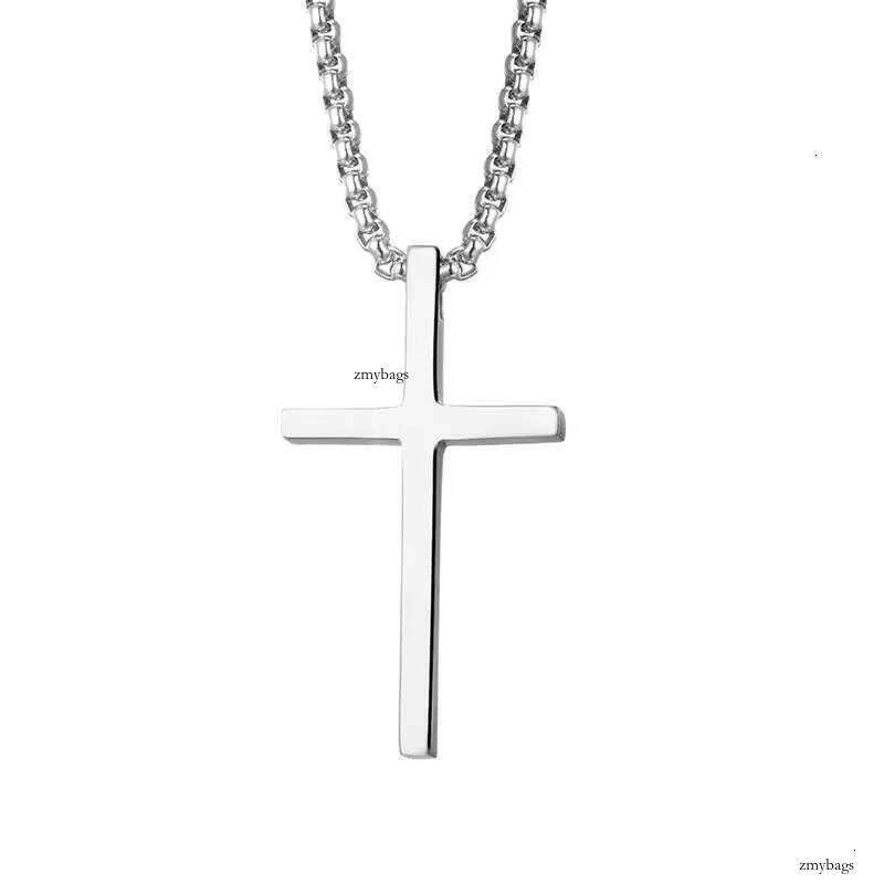 DHCollections Cool Design Shiny Stainless Steel Double Cross Vintage Necklace for Ladies d9