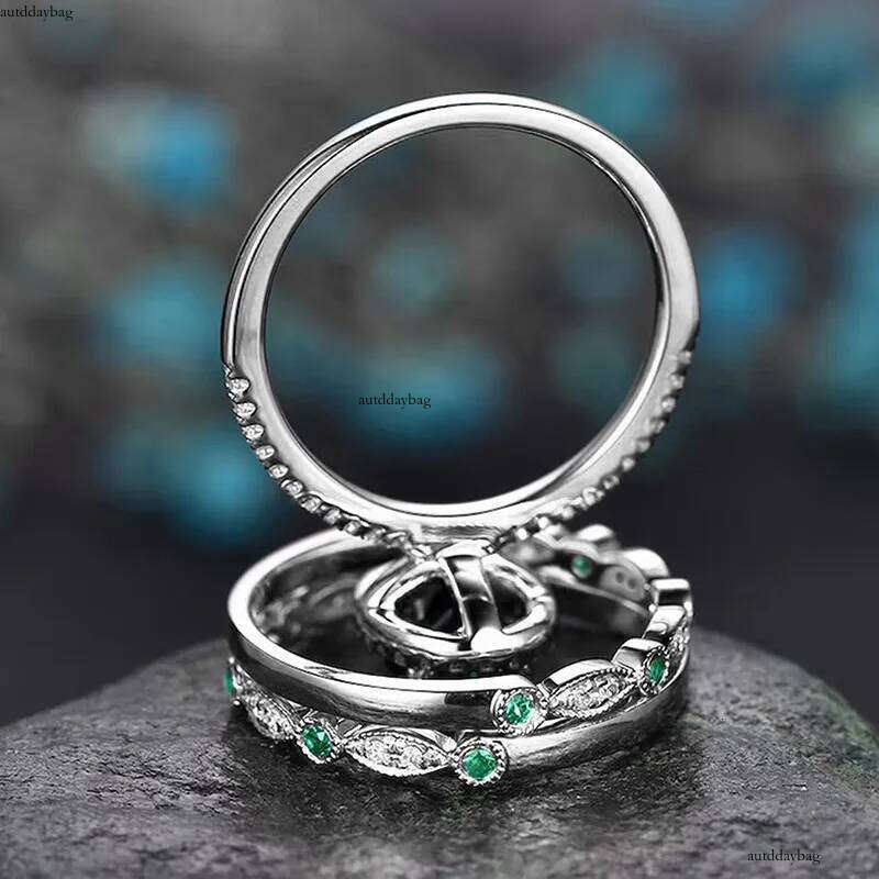 2025 Choucong 3pcs Ins Top Sell Elegant Vintage Jewelry 10KT White Rose Gold Fill Oval Cut Emerald CZ Dia Party Promise Gorgeous Women Bridal Ring Set