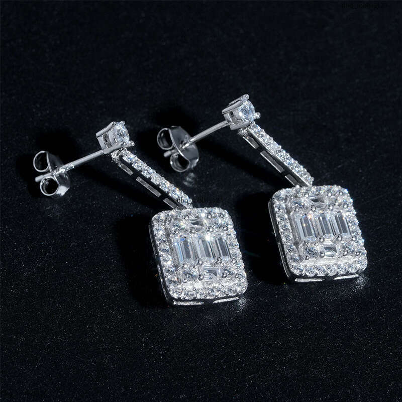ICED OUT Trendy Fashion AccessorieIced Out VVS Real Gold Plated Inlaid Straight T Cubic Zirconia Earrings Jewelry
