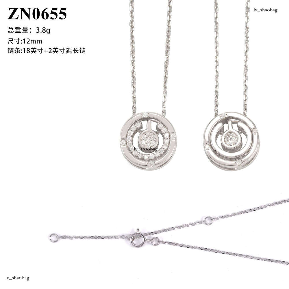 Sier Inlaid D Color Moissanite Light Collarbone Necklace
