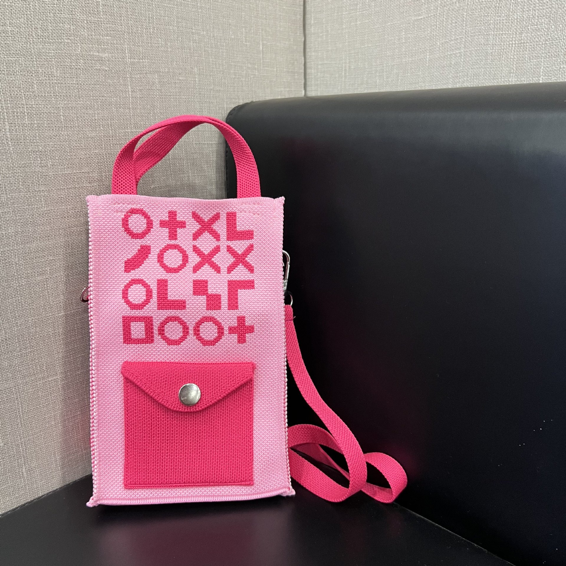 2025 Autumn New Letter Women s Crossbody Bag Collage Color Block Niche Texture Vertical fashion Shoulder For Outdoor Play Mobile Phone Designer