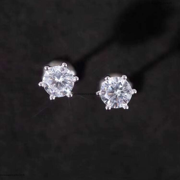 Classic Style Solid Sier Round Brilliant Moissanite Dia Stud Earrings for Men Women Jewelry