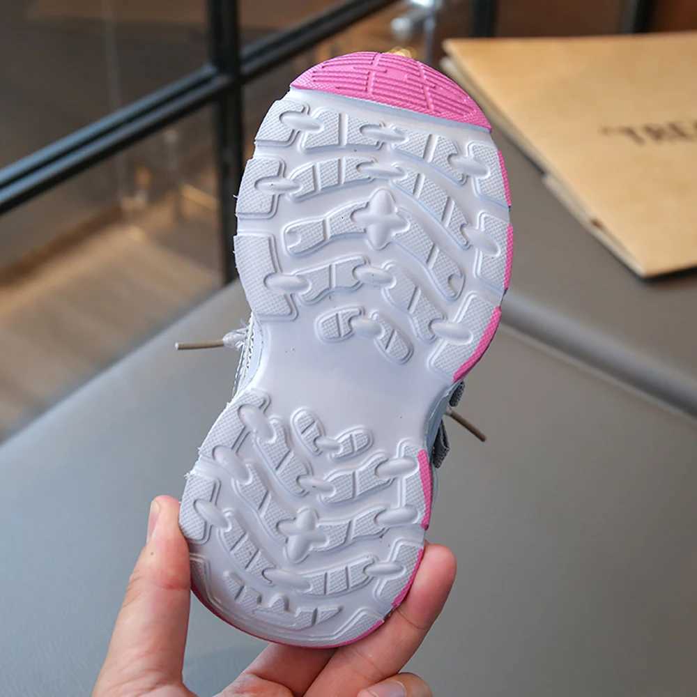 2025 PU Leather Sport Shoes for Children Designers Teenager Kids Sneakers Soft-soled Outdoor Boys Girls Running Shoes Sneaker L250808