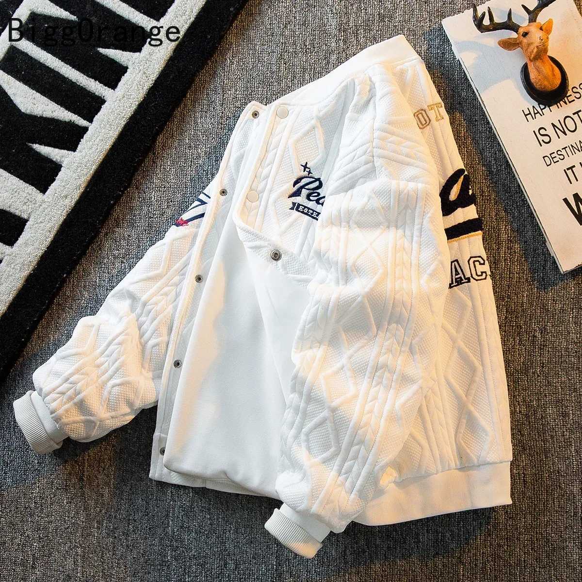 Mens casual jacket with embroidery decoration retro trend American style womens autumn and winter baseball uniform fashion couple. W250809