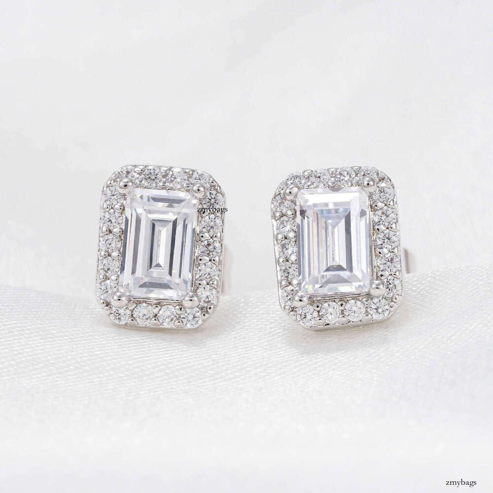 ICED OUT New Sier Inlaid Moissanite Classic Square Stud Earrings